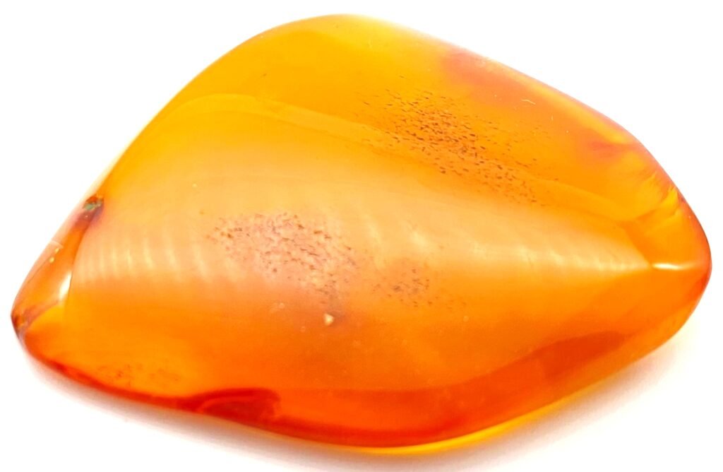 Natūralaus gintaro gabaliukas ambersee.com